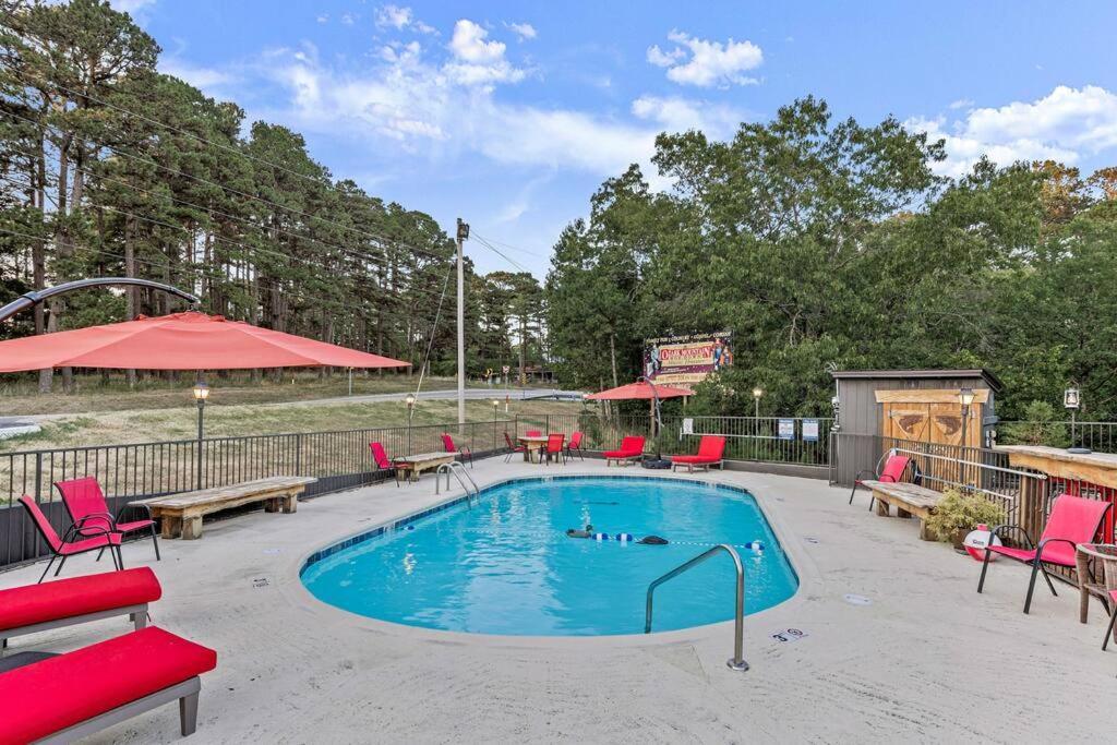 Stonegate Lodge King Bed Wifi 50In Roku Tv Salt Water Pool Room #102 유레카 스프링스 외부 사진